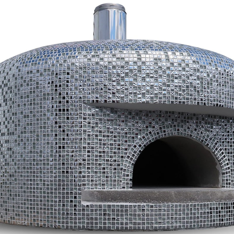 CALIFORNO mosaic pizza oven in Black & White
